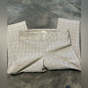 Van Heusen Plaid Capris